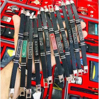 Baskılı Deri Bileklikler - Toptan Dayanıklı Ve Trend Aksesuarlar