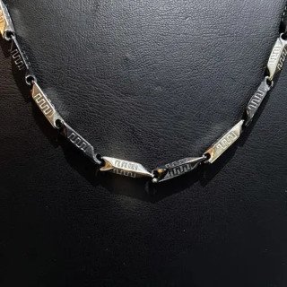 Çelik Orta Desenli Siyah Beyaz Kibrit Kolye - Paslanmaz Şıklık VRC‑26B