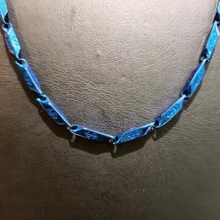 Çelik Orta Desenli Mavi Kibrit Kolye - VRC‑27B