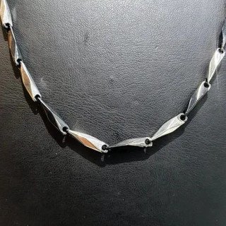 Toptan Çelik Orta Siyah Beyaz Kibrit Kolye