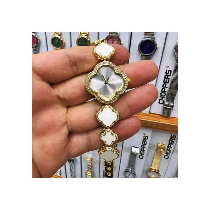 Yonca Desenli Kadın Saat Bileklik | 3 Renk - ToptanSehri